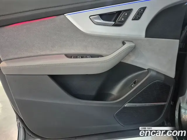 Audi Q8 2026 3.0 автомат (гидро), миниатюра 11