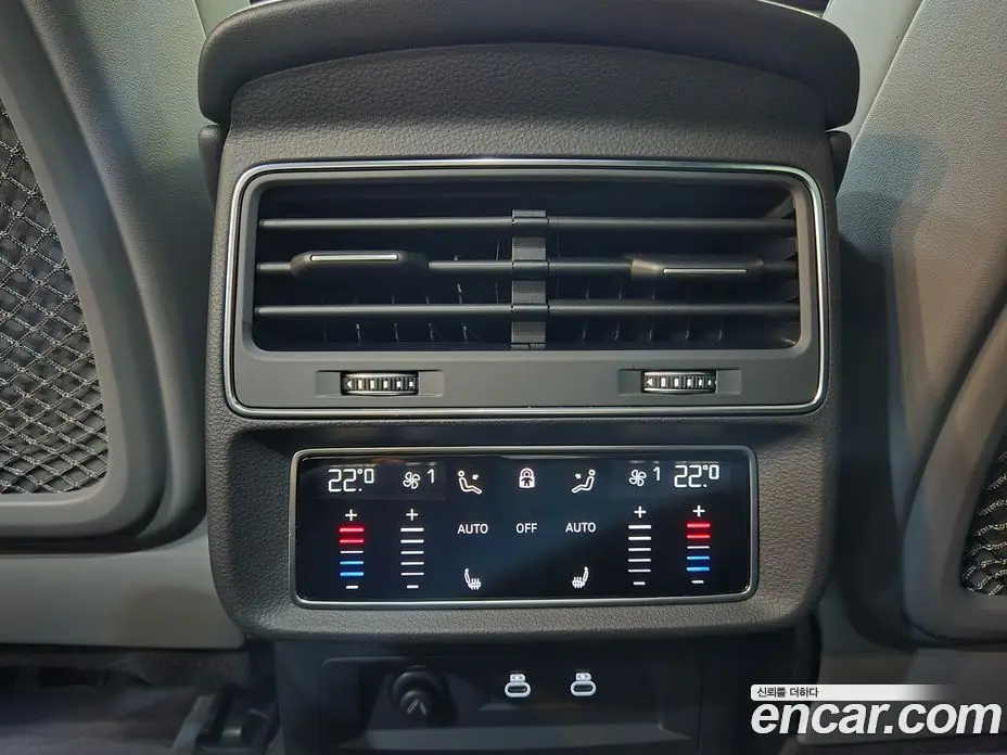 Audi Q8 2026 3.0 автомат (гидро), фото 17