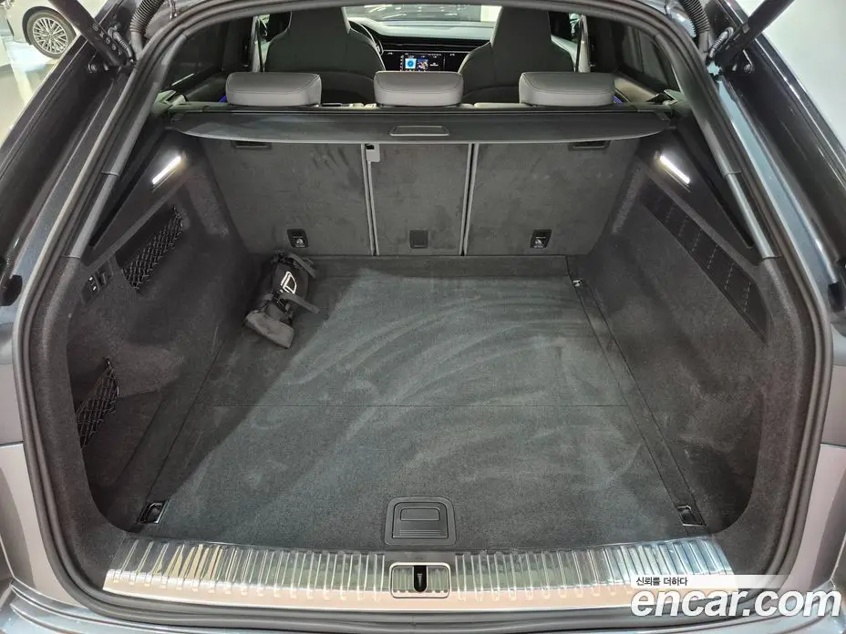 Audi Q8 2026 3.0 автомат (гидро), фото 18