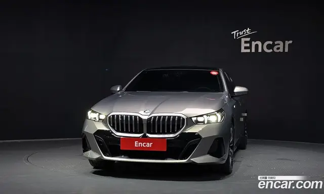 BMW 5 серия 2025 2.0 автомат (гидро), миниатюра 3