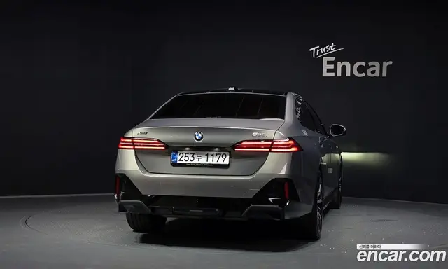 BMW 5 серия 2025 2.0 автомат (гидро), миниатюра 4