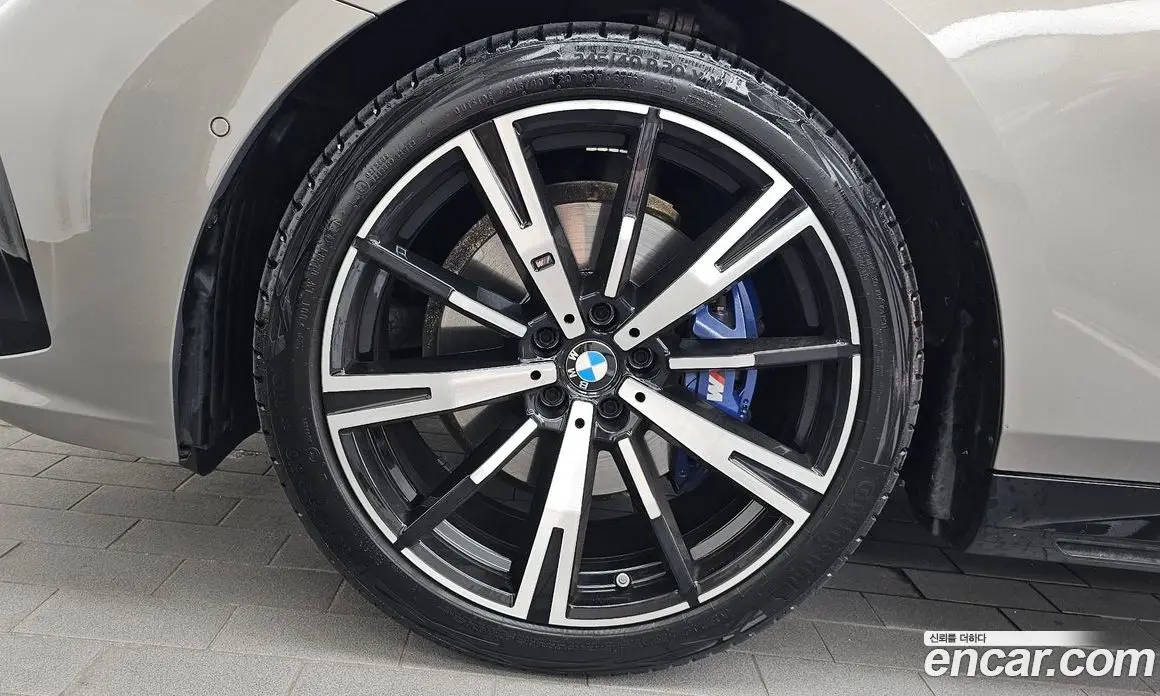 BMW 5 серия 2025 2.0 автомат (гидро), фото 5