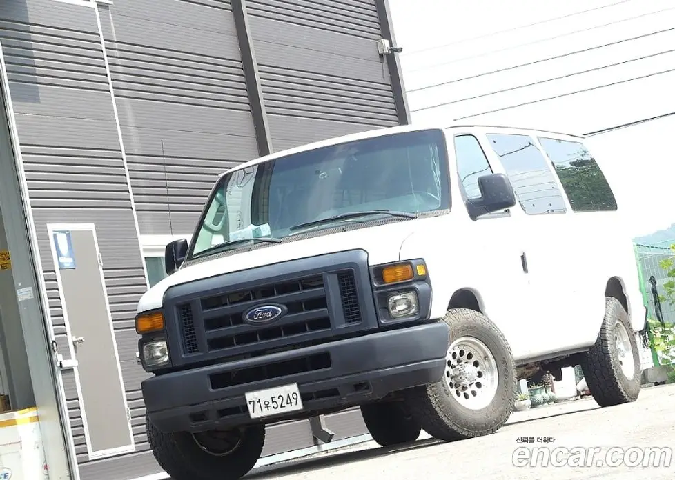 Ford E-Series 2013 4.5 автомат (гидро), фото 3