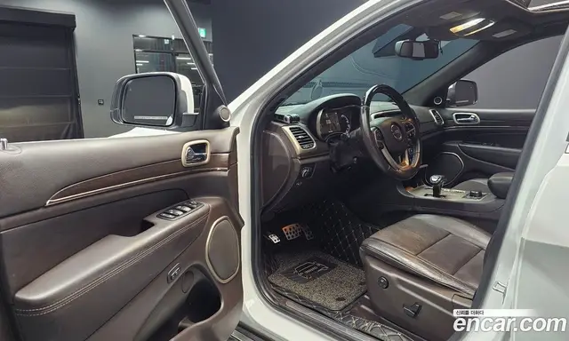 Jeep Cherokee 2014 3.0 автомат (гидро), миниатюра 10 Jeep Cherokee 2014 3.0 автомат (гидро), миниатюра 10