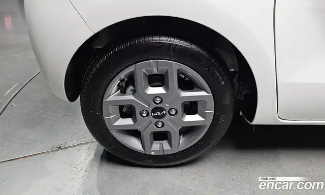 Kia Ray 2025 1.0 автомат (гидро), миниатюра 5 Kia Ray 2025 1.0 автомат (гидро), миниатюра 5