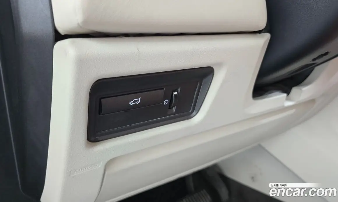 Land Rover Range Rover Evoque 2012 2.0 автомат (гидро), фото 19