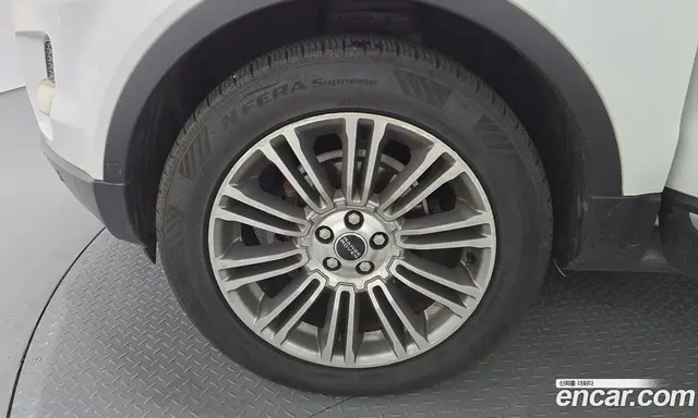 Land Rover Range Rover Evoque 2012 2.0 автомат (гидро), миниатюра 5