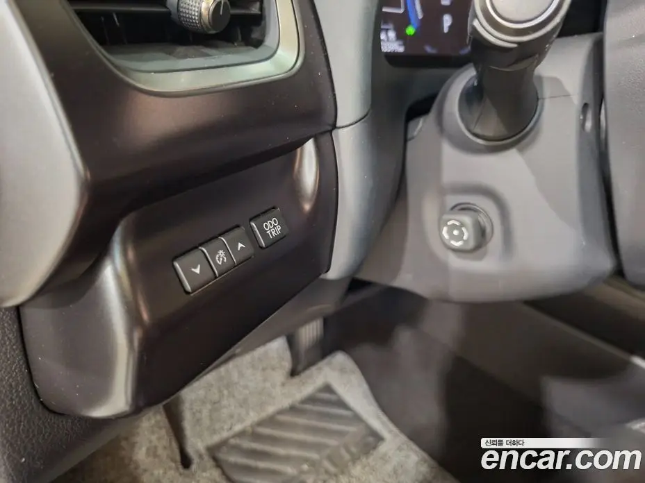 Lexus UX 2024 2.0 автомат (гидро), фото 17