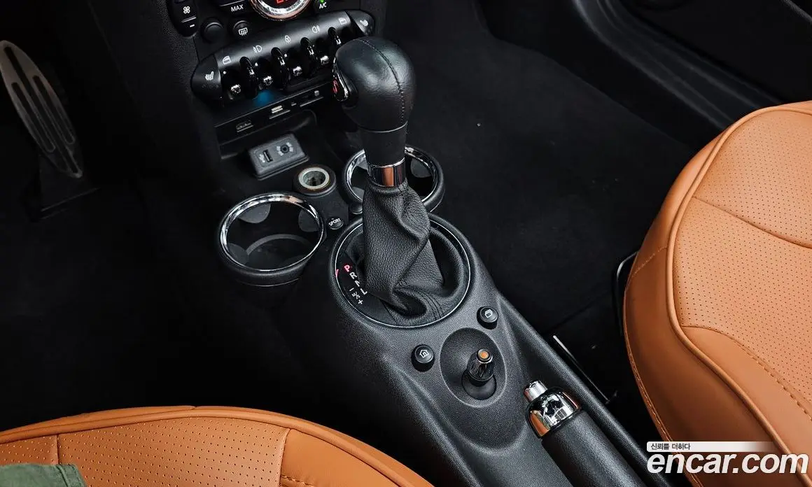 Mini Roadster 2014 1.6 автомат (гидро), фото 9 Mini Roadster 2014 1.6 автомат (гидро), фото 9