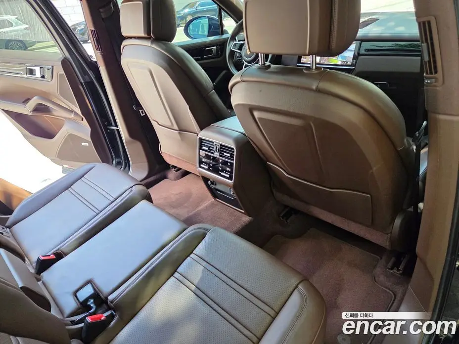 Porsche Cayenne 2021 3.0 автомат (гидро), фото 18 Porsche Cayenne 2021 3.0 автомат (гидро), фото 18