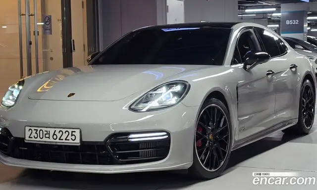 Porsche Panamera, 2020, 130 000 км