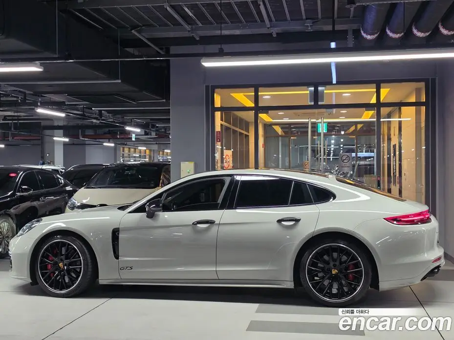 Porsche Panamera 2020 4.0 автомат (гидро), фото 3