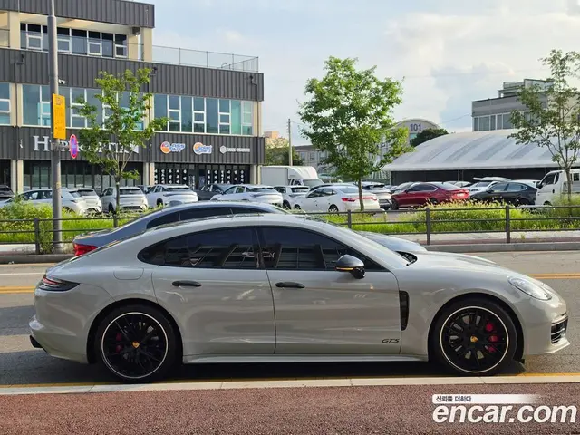 Porsche Panamera 2020 4.0 автомат (гидро), миниатюра 4