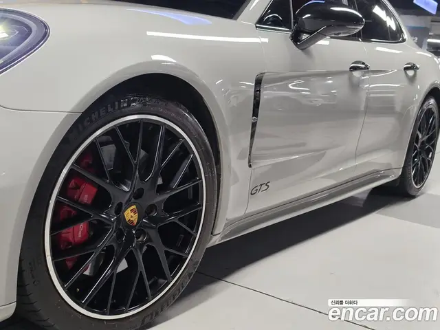 Porsche Panamera 2020 4.0 автомат (гидро), миниатюра 9