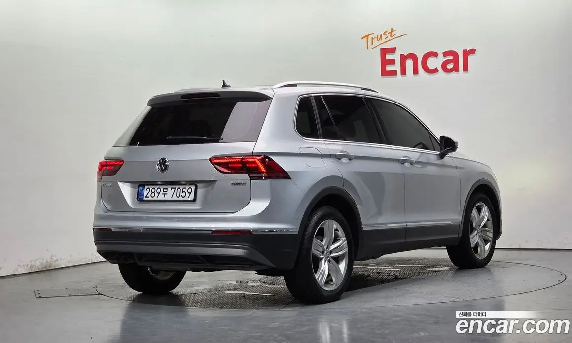 Volkswagen Tiguan 2020 2.0 автомат (гидро), фото 2 Volkswagen Tiguan 2020 2.0 автомат (гидро), фото 2