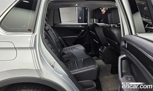 Volkswagen Tiguan 2020 2.0 автомат (гидро), миниатюра 12