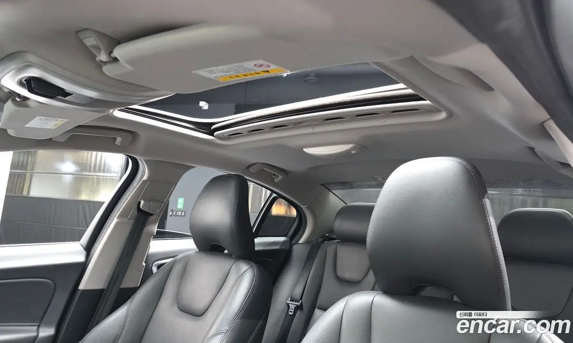 Volvo S60 2015 2.0 автомат (гидро), фото 19