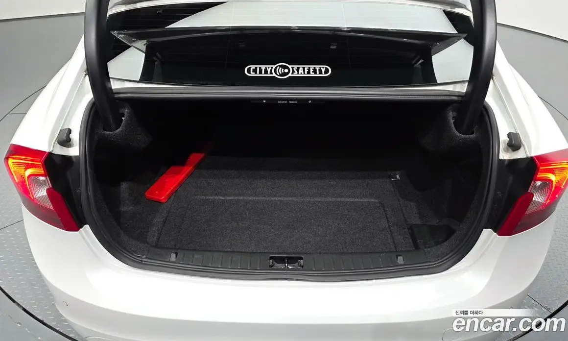 Volvo S60 2015 2.0 автомат (гидро), фото 20