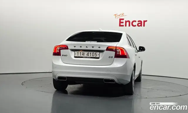Volvo S60 2015 2.0 автомат (гидро), миниатюра 4
