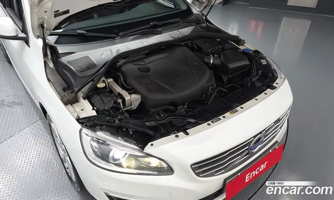 Volvo S60 2015 2.0 автомат (гидро), фото 6