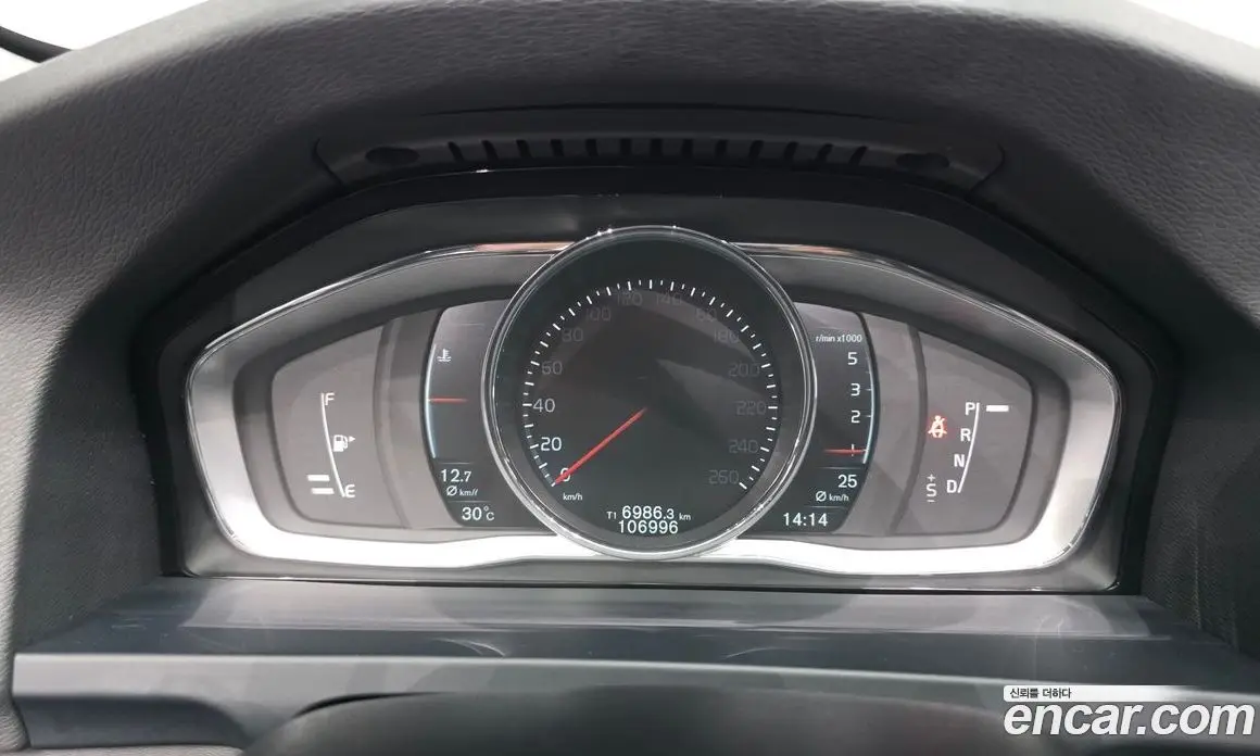 Volvo S60 2015 2.0 автомат (гидро), фото 8