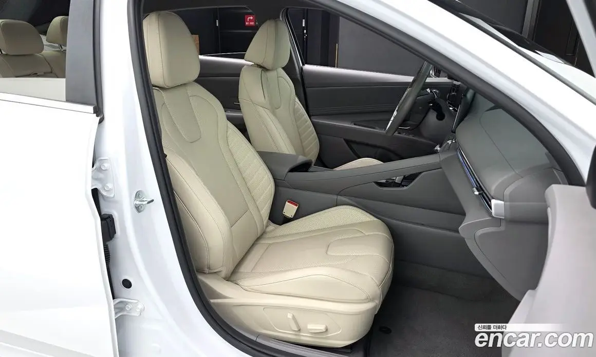 Hyundai Avante 2023 1.6 автомат (гидро), фото 11 Hyundai Avante 2023 1.6 автомат (гидро), фото 11