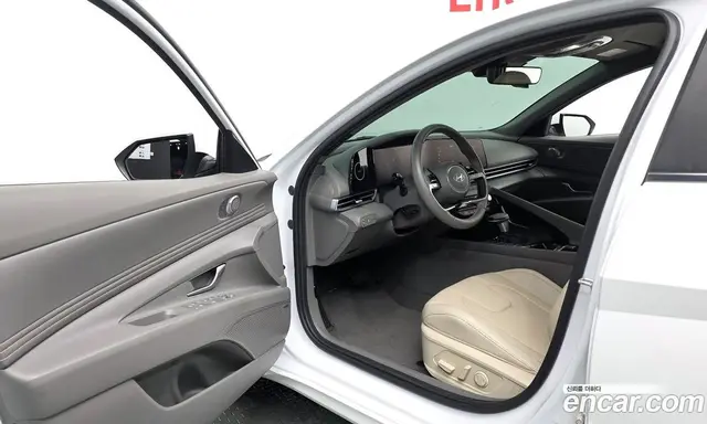 Hyundai Avante 2023 1.6 автомат (гидро), миниатюра 10 Hyundai Avante 2023 1.6 автомат (гидро), миниатюра 10