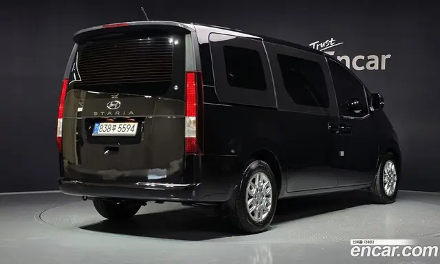 Hyundai Staria 2022 2.2 автомат (гидро), миниатюра 2
