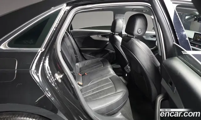 Audi A4 2018 2.0 автомат (гидро), миниатюра 12