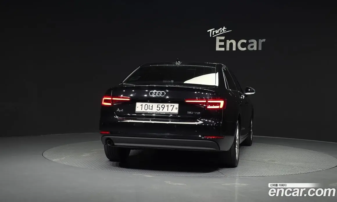 Audi A4 2018 2.0 автомат (гидро), фото 4 Audi A4 2018 2.0 автомат (гидро), фото 4