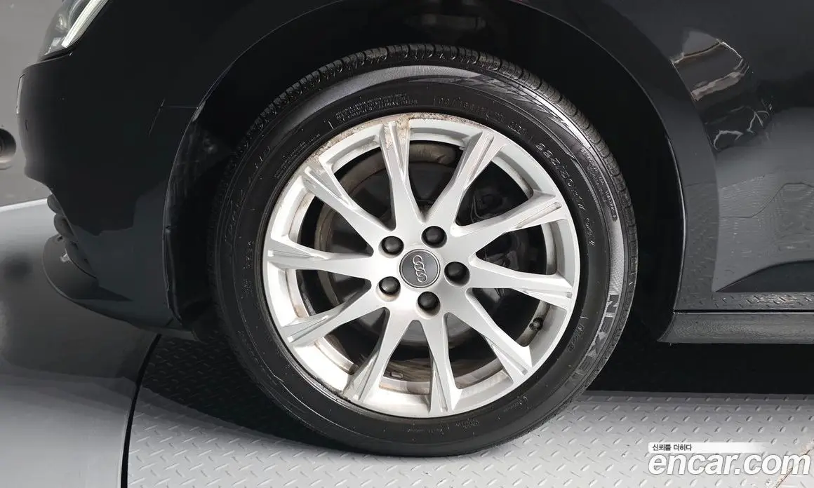 Audi A4 2018 2.0 автомат (гидро), фото 5 Audi A4 2018 2.0 автомат (гидро), фото 5