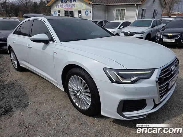 Audi A6 2021 2.0 автомат (гидро), миниатюра 2