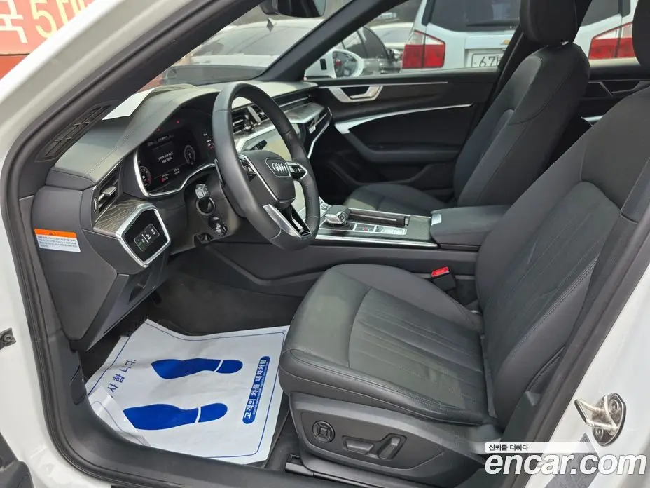 Audi A6 2021 2.0 автомат (гидро), фото 12