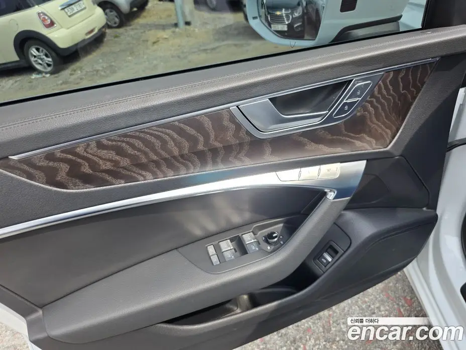 Audi A6 2021 2.0 автомат (гидро), фото 15