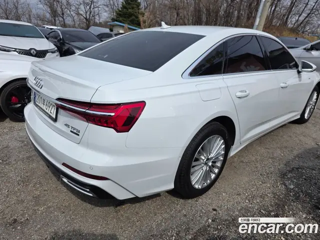 Audi A6 2021 2.0 автомат (гидро), миниатюра 3