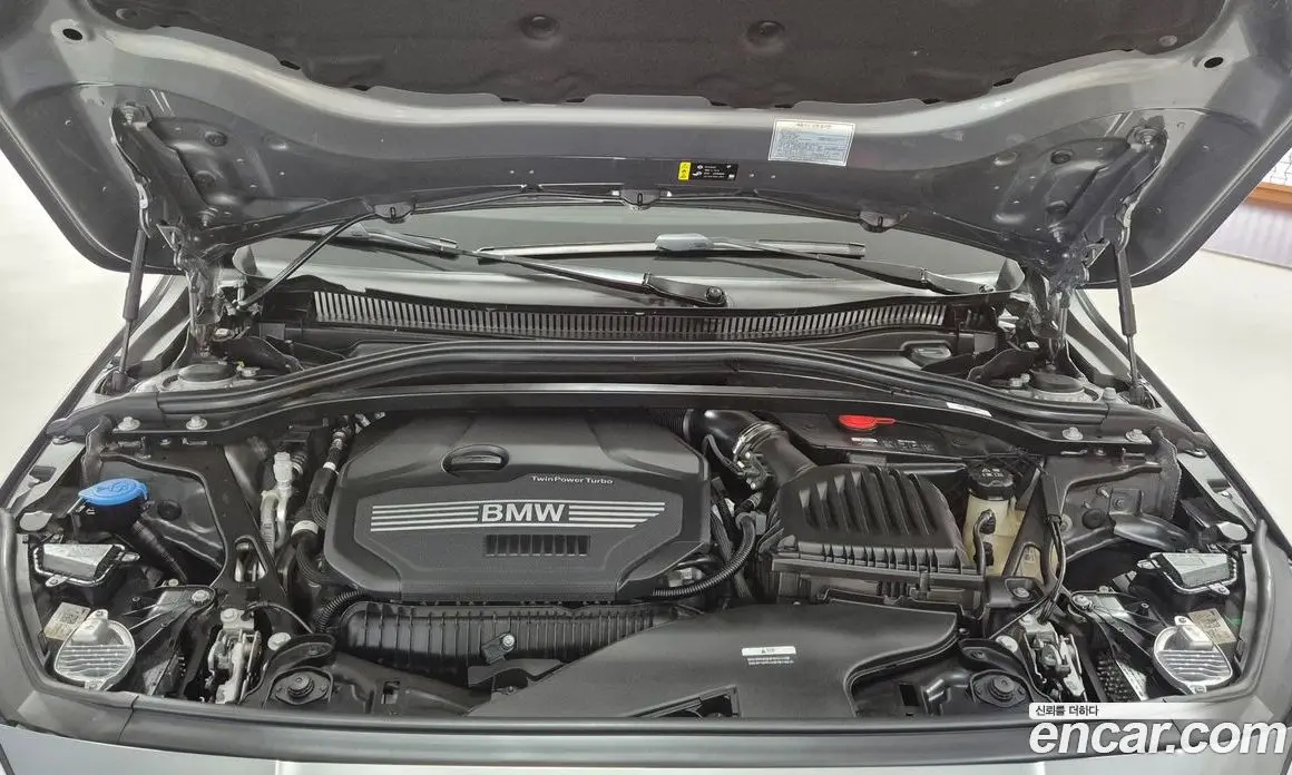 BMW 1 серия 2023 2.0 автомат (гидро), фото 6 BMW 1 серия 2023 2.0 автомат (гидро), фото 6