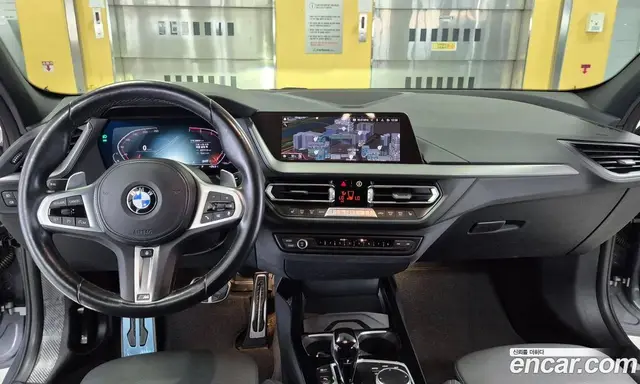 BMW 1 серия 2023 2.0 автомат (гидро), миниатюра 7 BMW 1 серия 2023 2.0 автомат (гидро), миниатюра 7