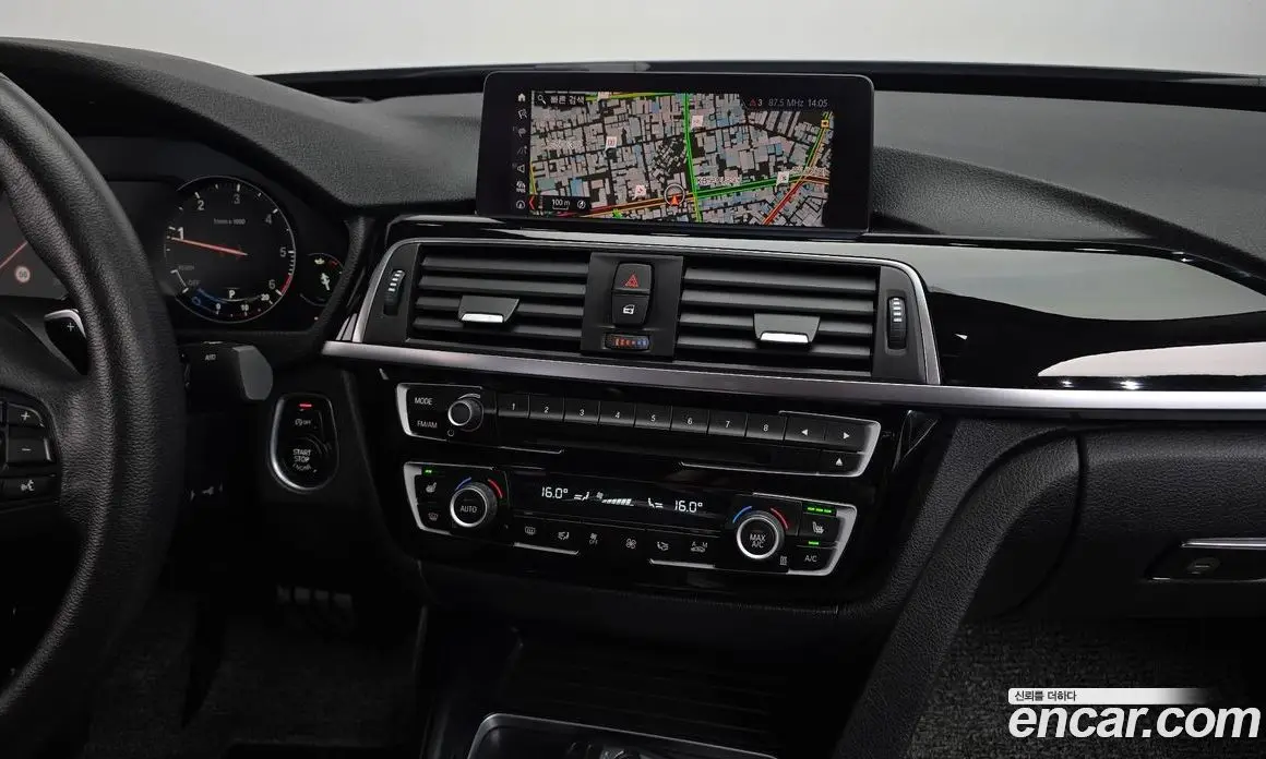 BMW 3 серия 2018 2.0 автомат (гидро), фото 13