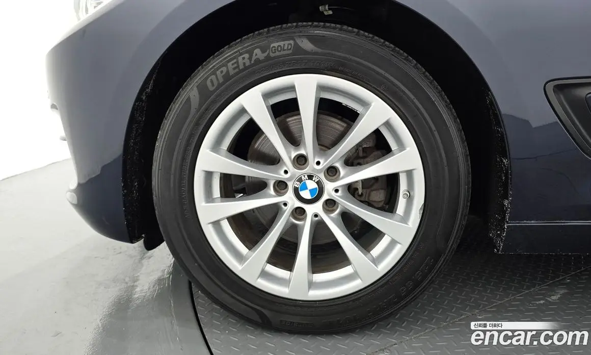 BMW 3 серия 2018 2.0 автомат (гидро), фото 5
