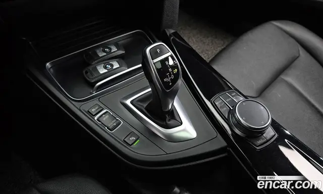 BMW 3 серия 2018 2.0 автомат (гидро), миниатюра 9