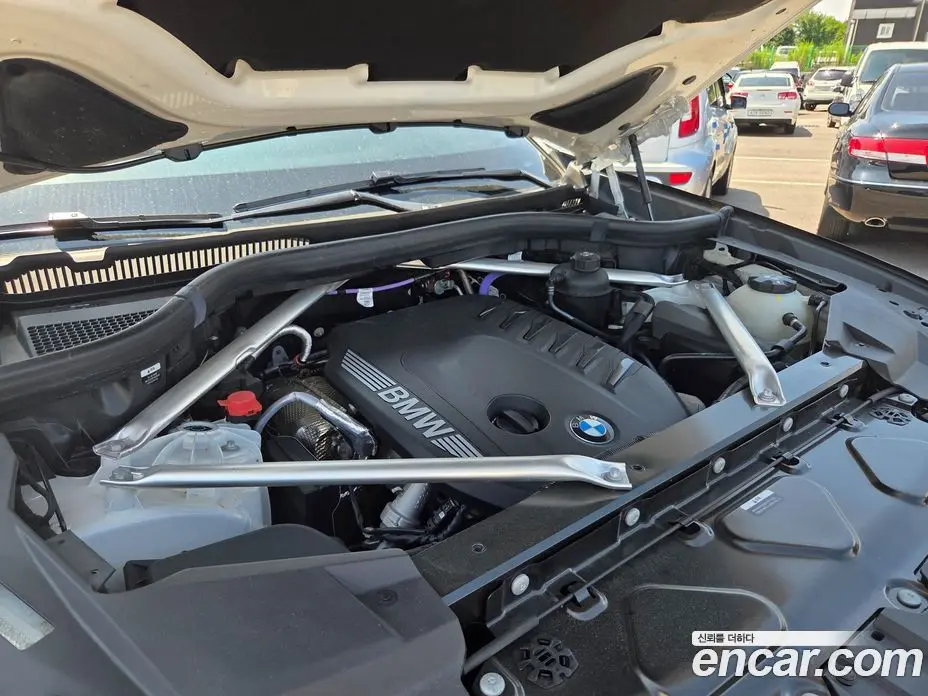 BMW X6 2025 3.0 автомат (гидро), фото 6 BMW X6 2025 3.0 автомат (гидро), фото 6