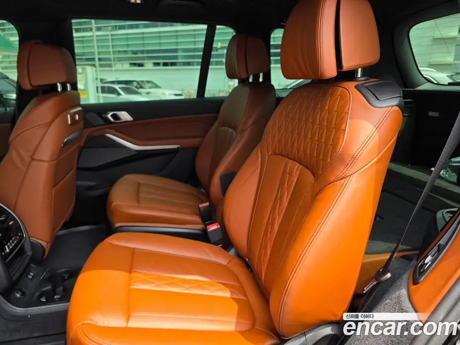 BMW X7 2026 3.0 автомат (гидро), фото 11