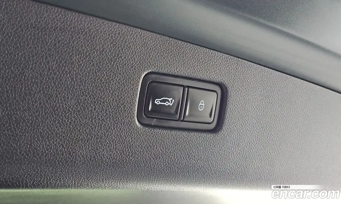 Genesis GV70 2022 3.5 автомат (гидро), фото 17 Genesis GV70 2022 3.5 автомат (гидро), фото 17