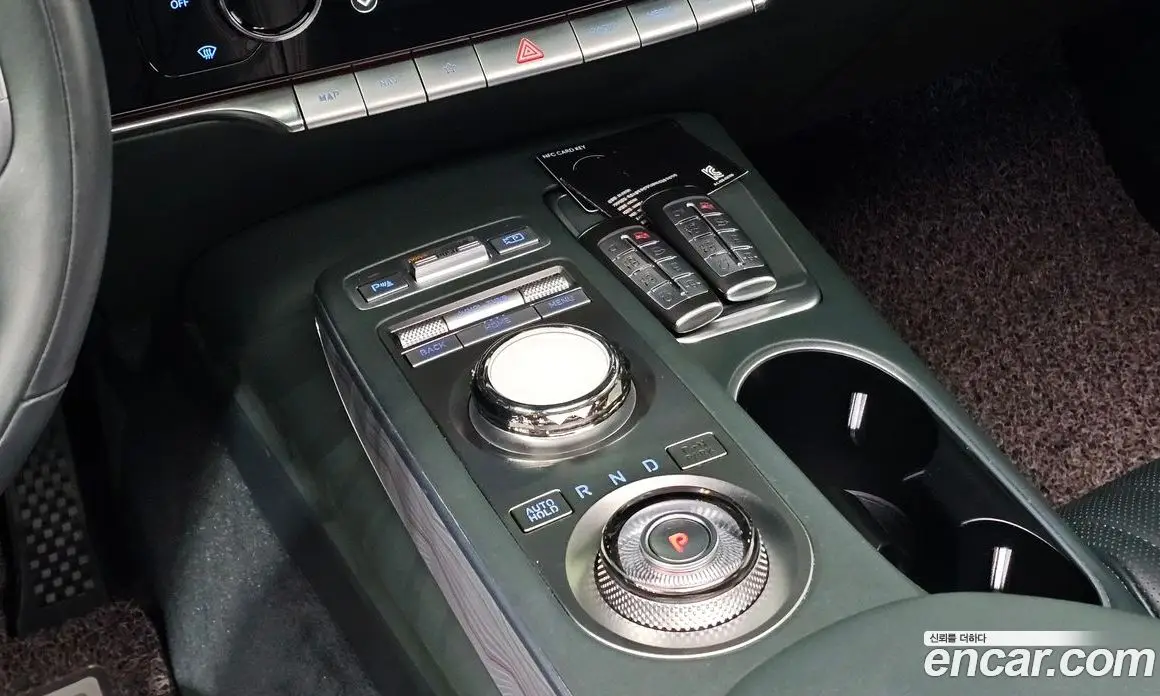 Genesis GV70 2022 3.5 автомат (гидро), фото 9 Genesis GV70 2022 3.5 автомат (гидро), фото 9