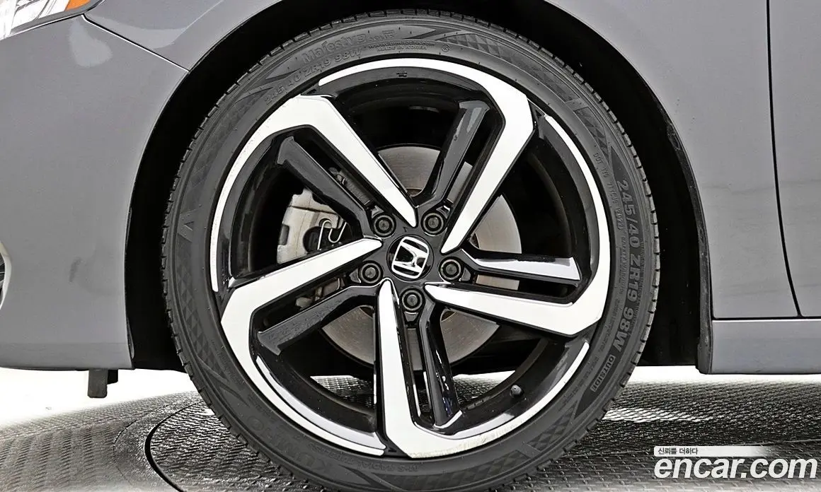 Honda Accord 2018 2.0 автомат (гидро), фото 5 Honda Accord 2018 2.0 автомат (гидро), фото 5