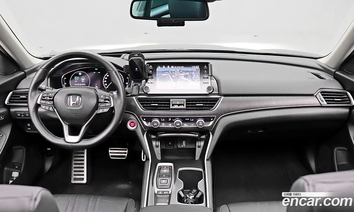 Honda Accord 2018 2.0 автомат (гидро), фото 10 Honda Accord 2018 2.0 автомат (гидро), фото 10
