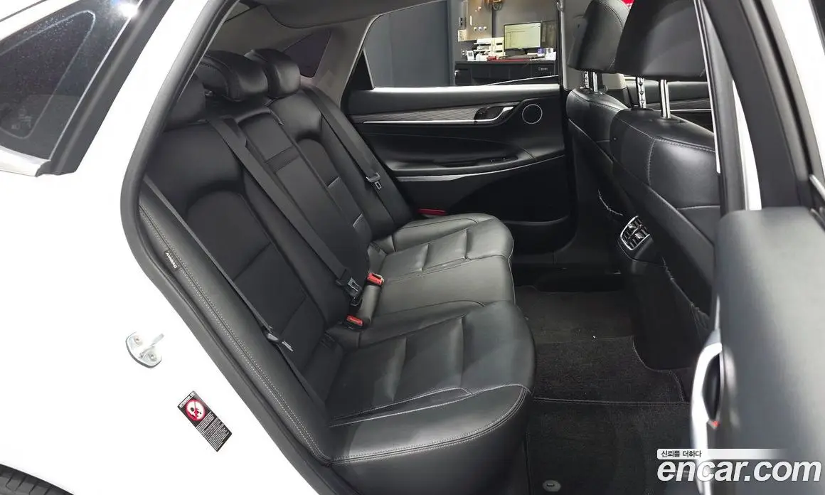 Hyundai Grandeur 2019 2.4 автомат (гидро), фото 12