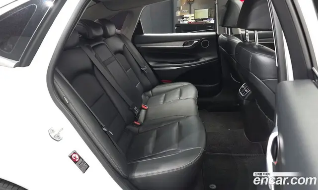 Hyundai Grandeur 2019 2.4 автомат (гидро), миниатюра 12