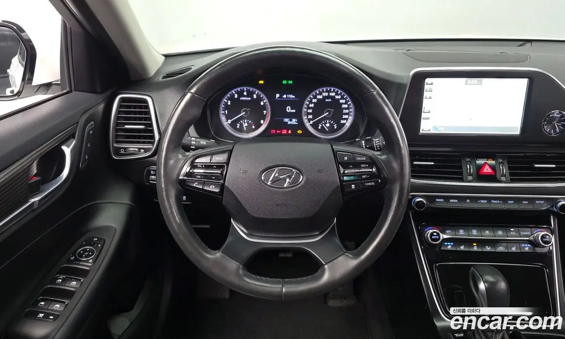 Hyundai Grandeur 2019 2.4 автомат (гидро), фото 13