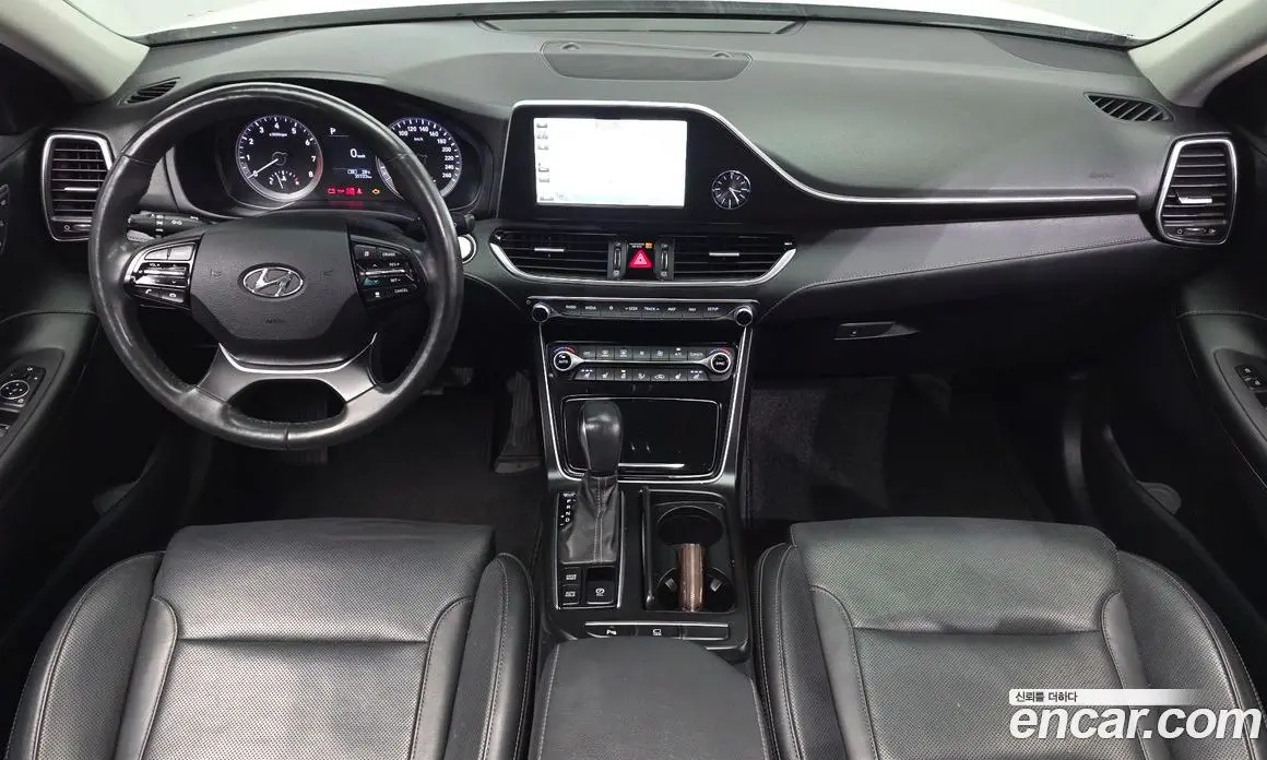 Hyundai Grandeur 2019 2.4 автомат (гидро), фото 7